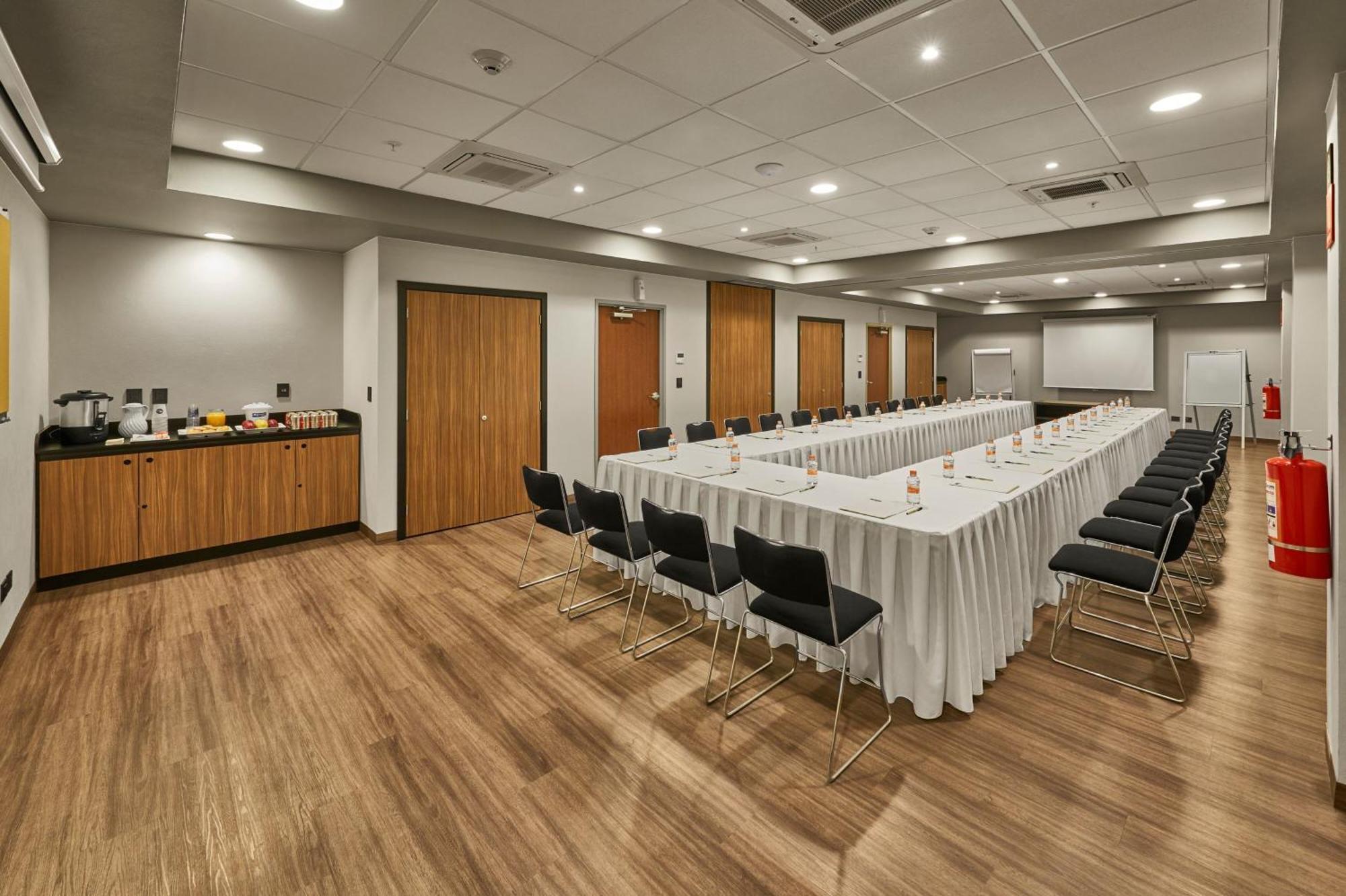 City Express By Marriott טולוקה מראה חיצוני תמונה