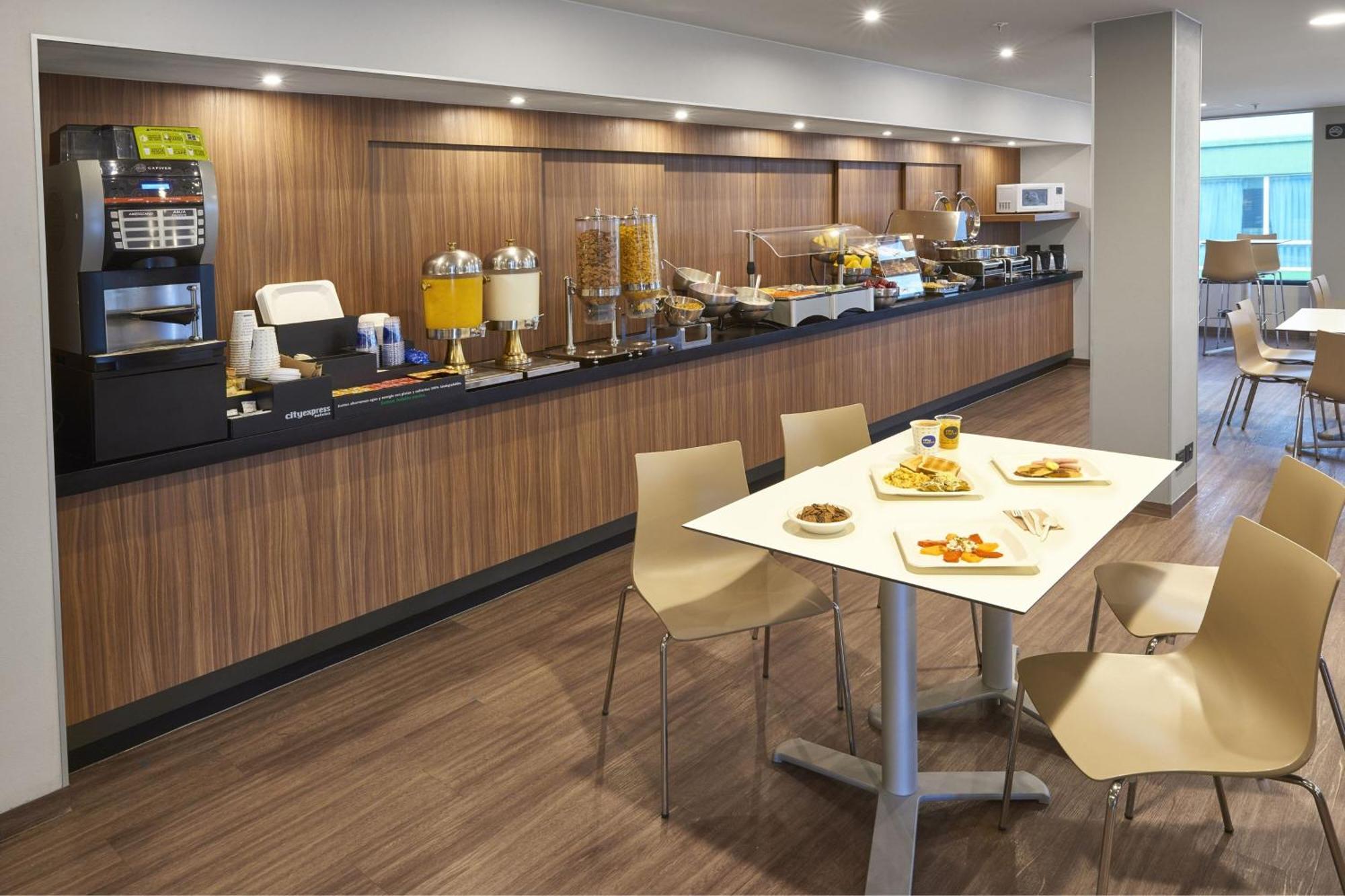 City Express By Marriott טולוקה מראה חיצוני תמונה